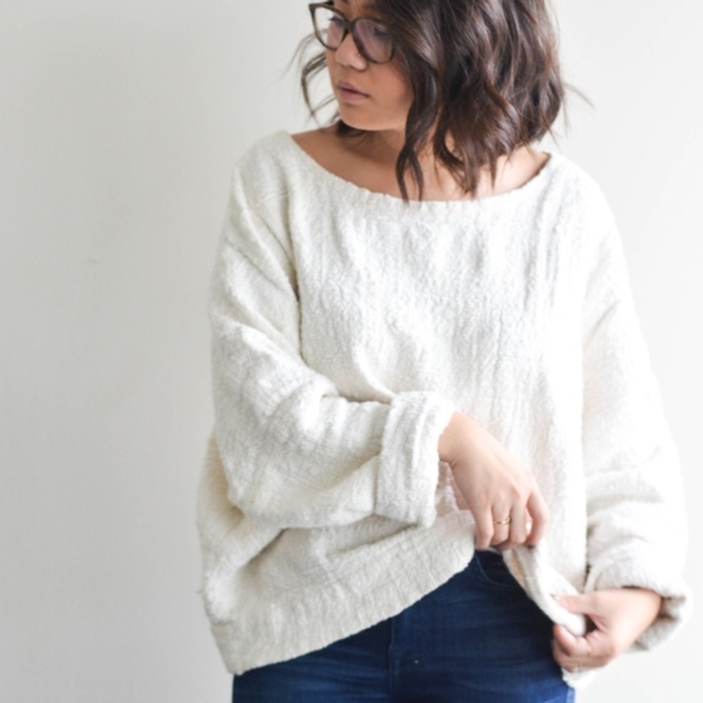ISO/TRADE Jamie + The Jones T Sweater M